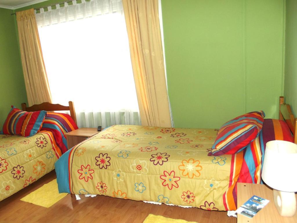 Hostal Arkya (Adults Only) Puerto Natales Room photo